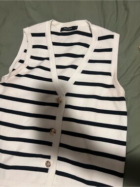 Classic Striped V-Neck Knit Vest - White with Black Stripes